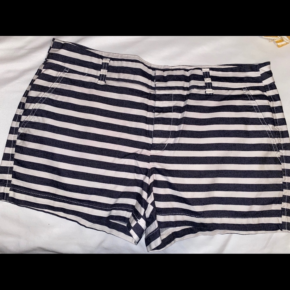 Gap Khaki Shorts